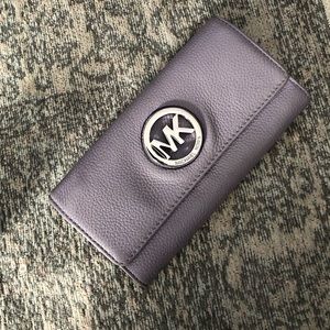 Dusty purple Michael Kors wallet